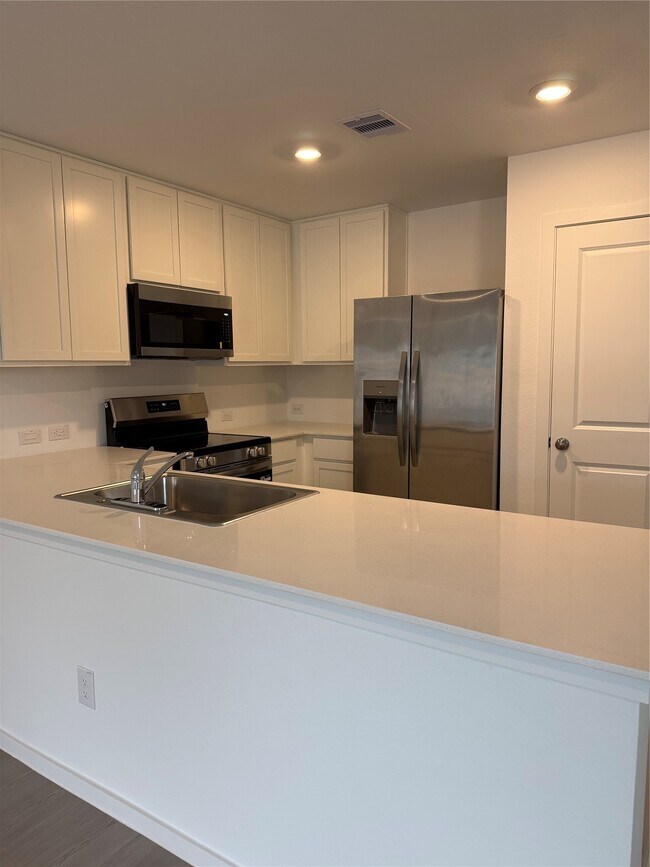 Photo - 18753 Loom dr