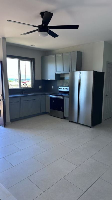 Building Photo - 448 Lahainaluna Rd Rental