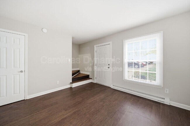 Photo - 325 S Gardner Ave Unidad 7