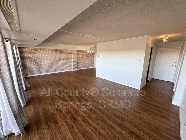 Photo - 411 Lakewood Cir Unidad A802