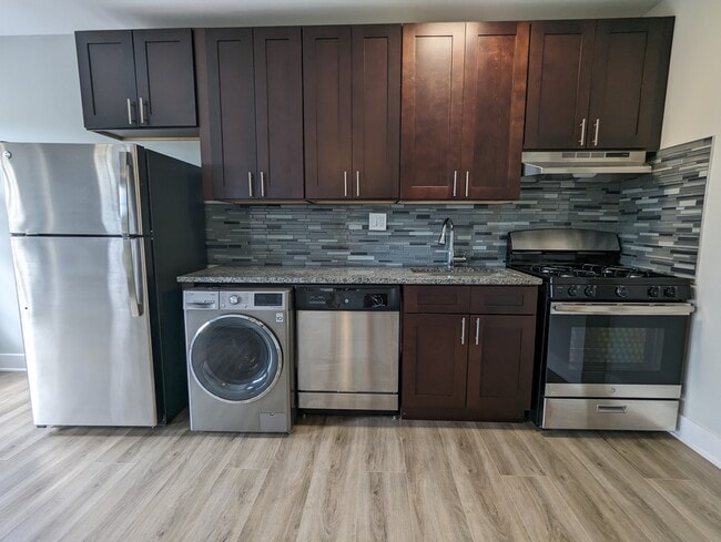 Photo - 730 Judson Ave