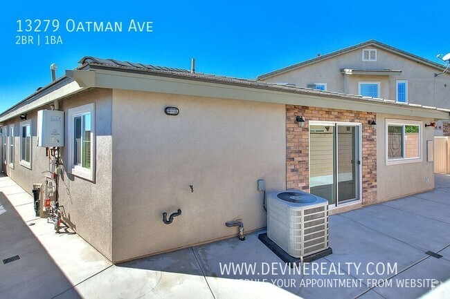 Building Photo - Modern Comfort Meets Community Living in R... Rental