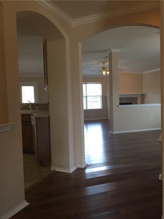 2001 Angelique Ct