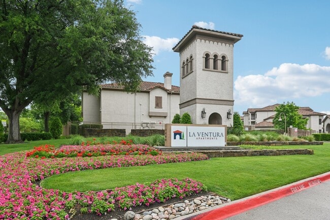 La Ventura Apartments, Plano, Texas