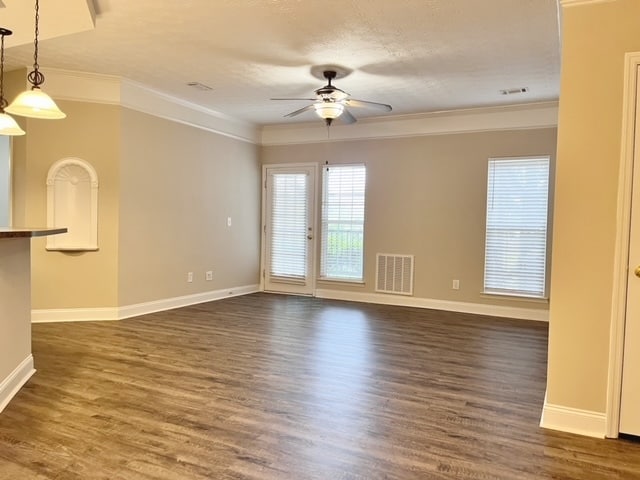 LVP Livingroom 1BR Patio