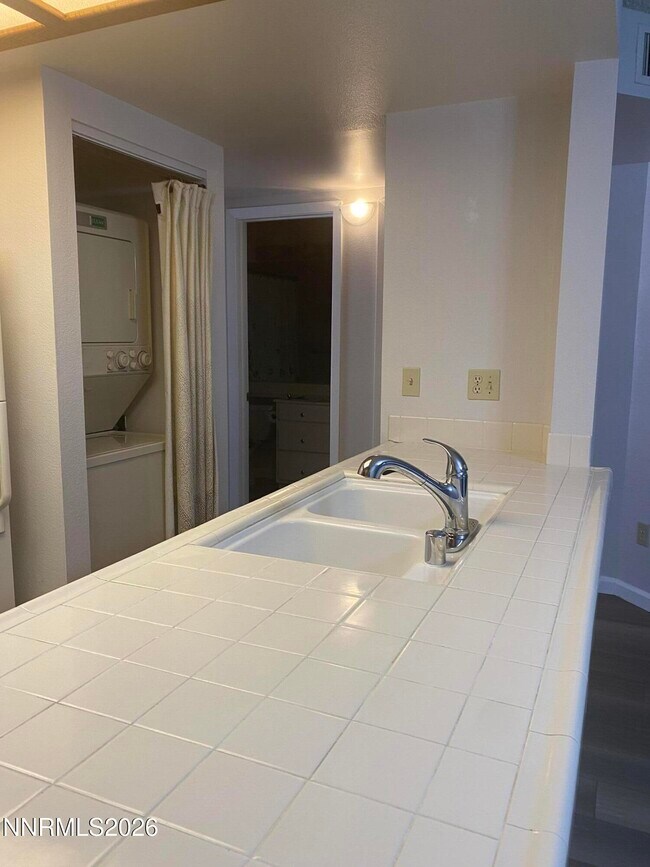 Photo - 2875 Idlewild Dr Unit APT 78