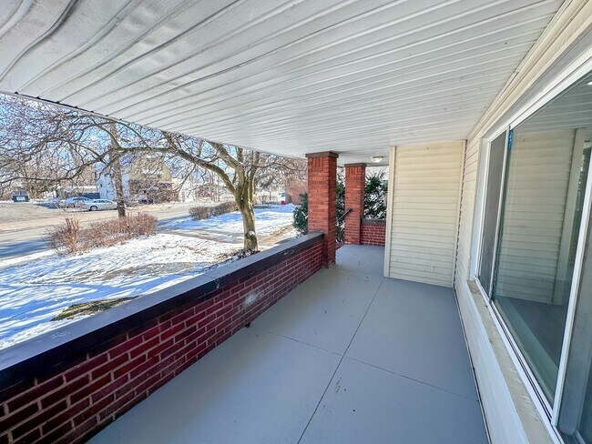 Photo - 4582 Turney Rd