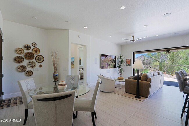 6522 E Night Glow Cir