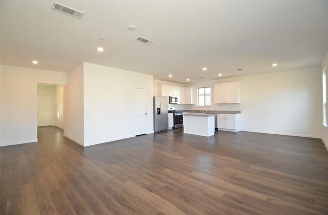 Photo - 16439 Big Hickory Dr