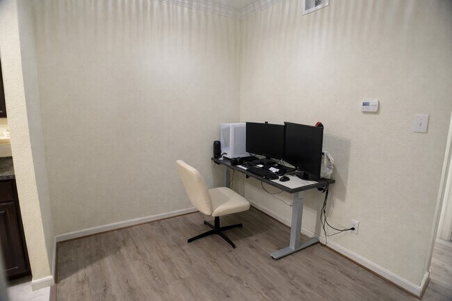 Photo - 10049 Westpark Dr Unit 111
