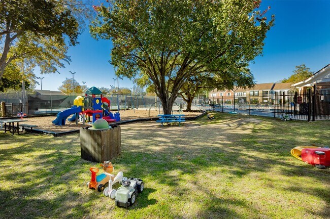 Photo - 14357 Misty Meadow Ln Unit True