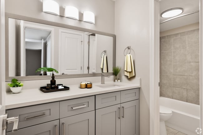 Vestavia Park Apartments, LLC