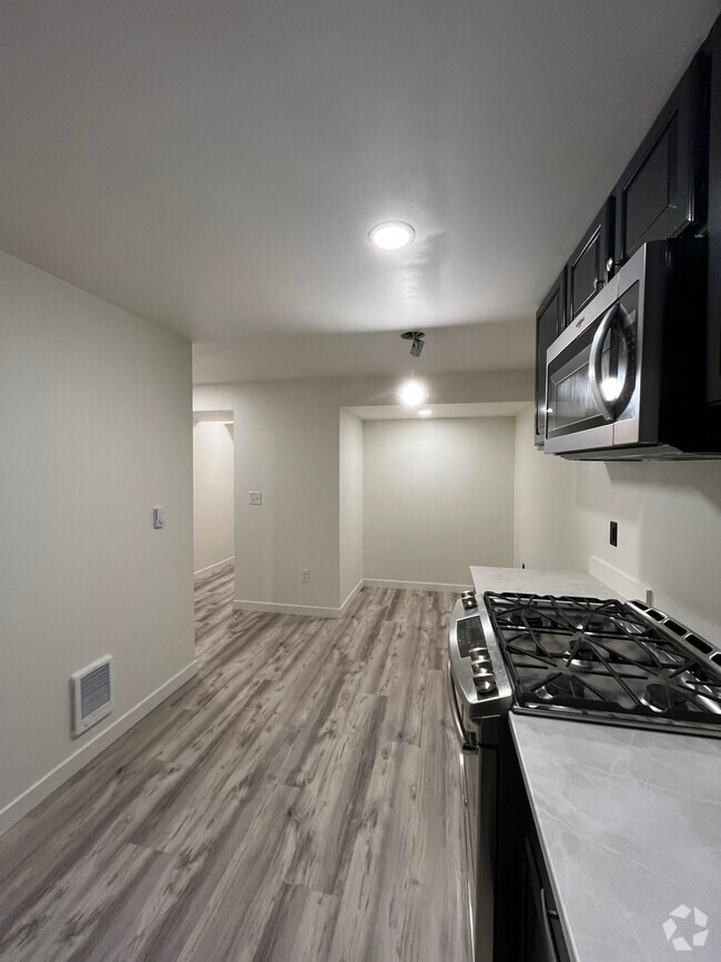 Building Photo - 1732 S 234th St Unit #A Rental