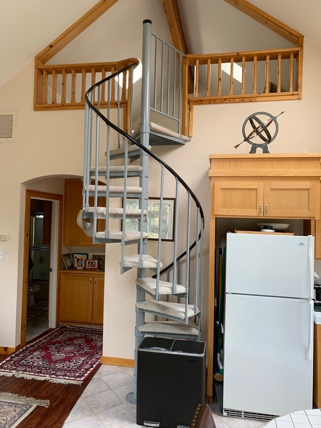 Photo - 247 Broad St