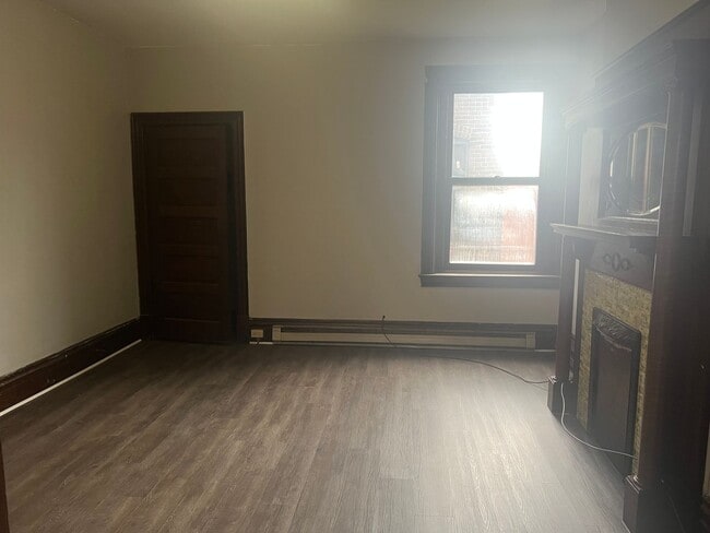 1203 Reddour St Unit 3