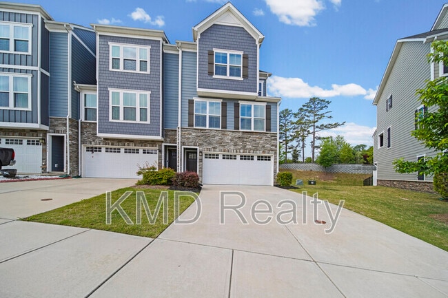 Building Photo - 636 Crudent Rd