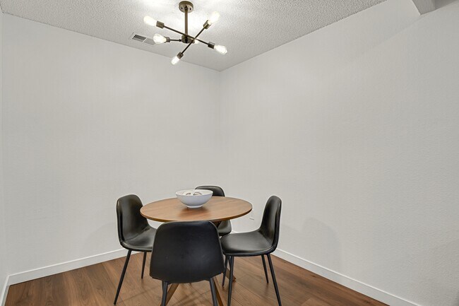 Photo - 7995 E Mississippi Ave