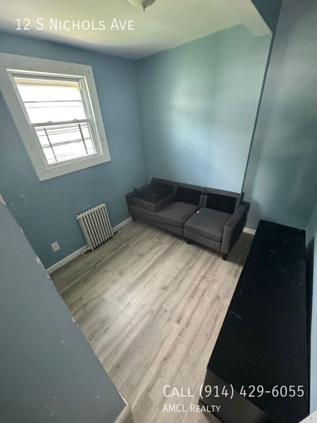 Building Photo - 12 S Nichols Ave Rental