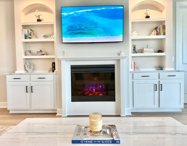 Photo - 15319 Lucerna St