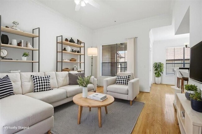 Photo - 3777 Peachtree Rd