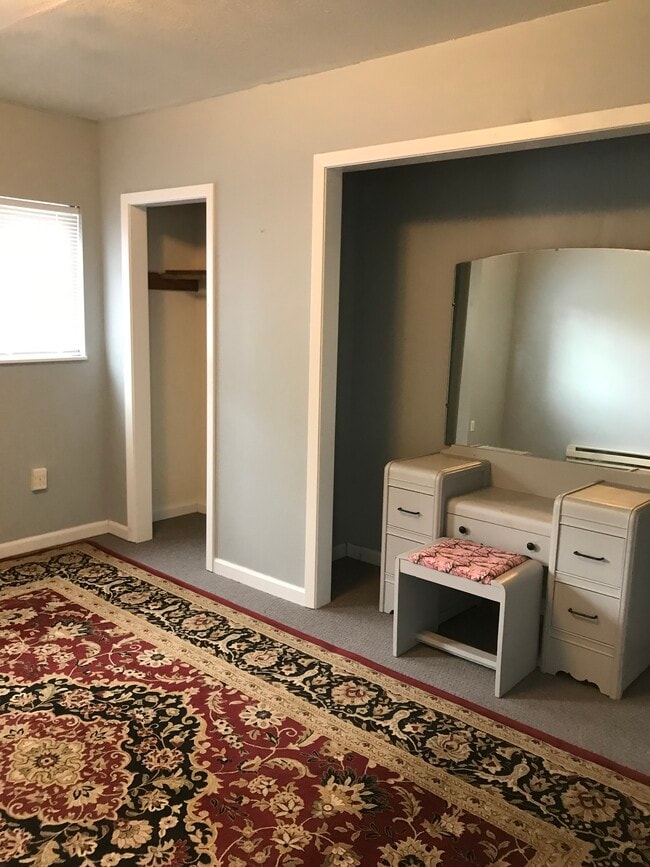 Photo - 327 S 12th Ave Unidad 1