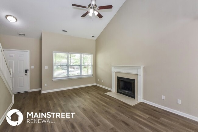 Photo - 229 River Oaks Dr