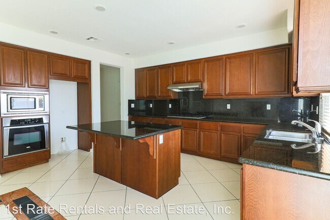 Photo - 5 br, 3 bath House - 13785 Roderick