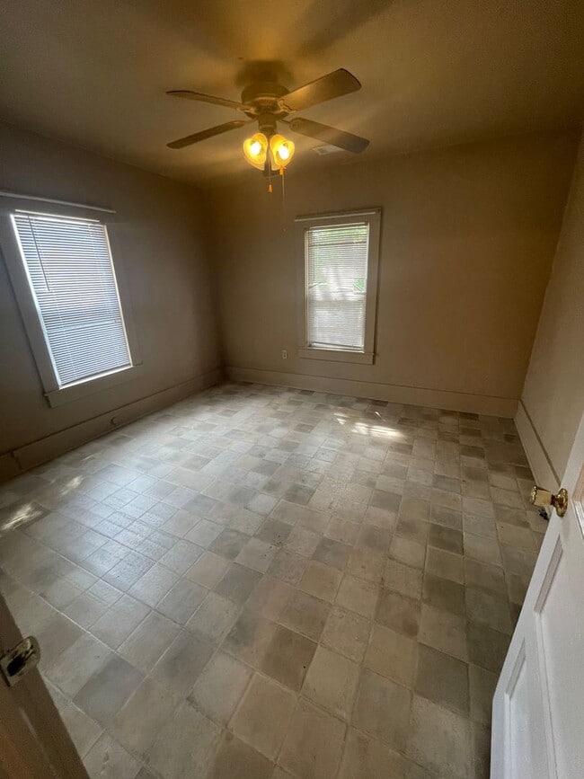 907 N 20th St House House Rental in Van Buren, AR