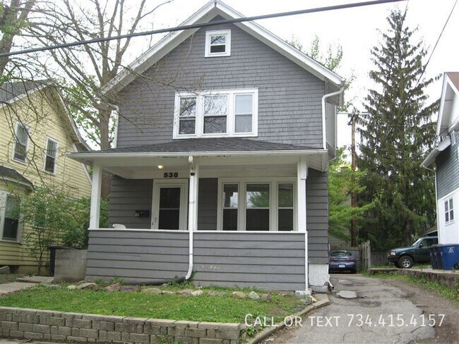 Building Photo - 538 Walnut St Rental