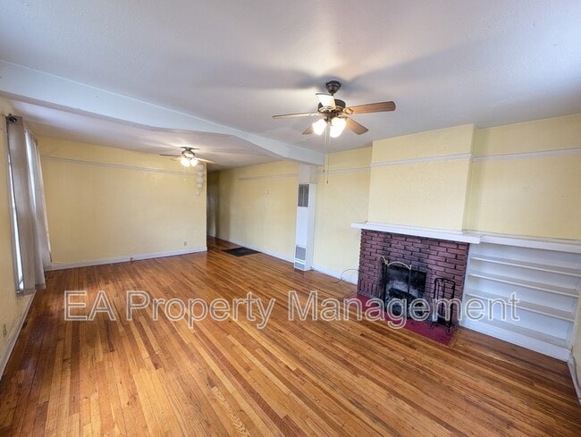 Photo - 808 13th St NW