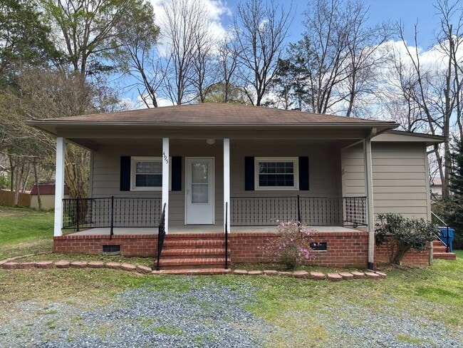 Photo - 3 BED, 2 BATH HOME LOCATED IN RAMSEUR