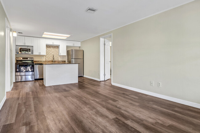 Stainless steel appliances - 5393 Treetops Dr Townhome