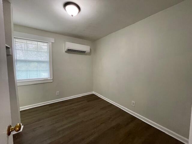 Photo - 2801 Eutaw St