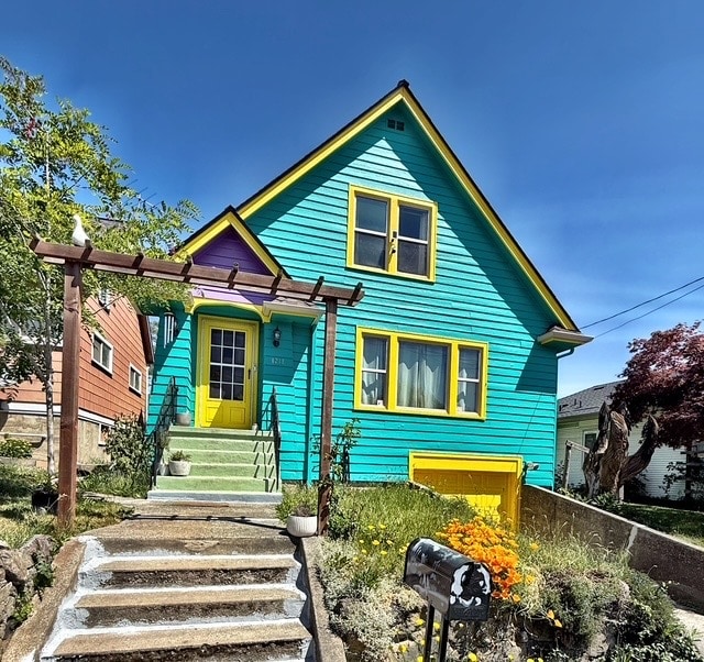 Building Photo - 1218 Gregory Way