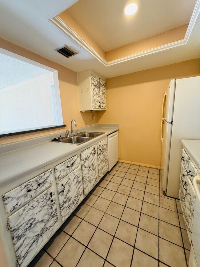 Photo - ? $500 OFF FIRST MONTH’S RENT! ?Cozy 2Bed 2Bath Apartment Unit 313