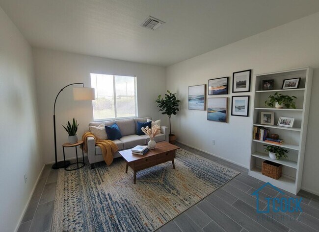 Photo - Pacifica Manor