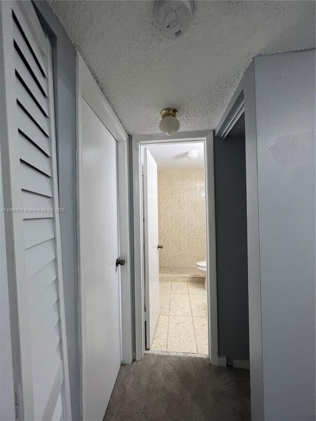 Photo - 809 Hamilton Dr Unidad 809A