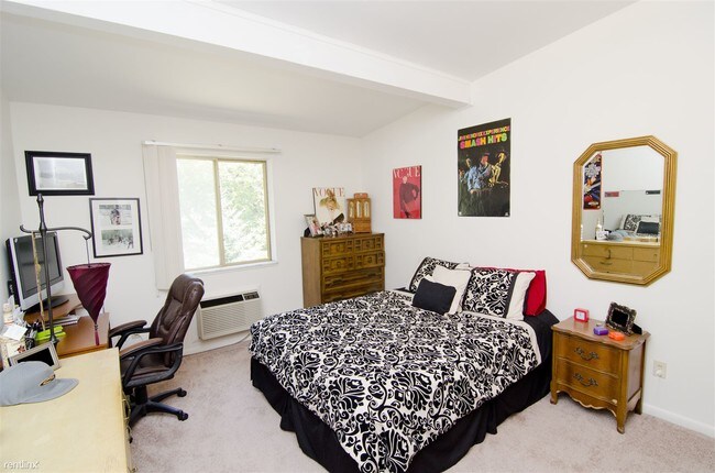 Photo - 1016 Chester Rd