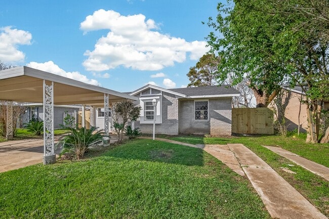 Photo - 5423 Grace Point Ln