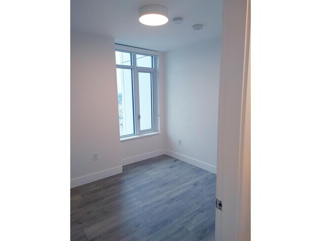 Photo - 10428 Whalley Blvd Unit 1005