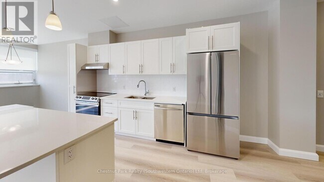 Photo - 2 Quebec St Unité 204