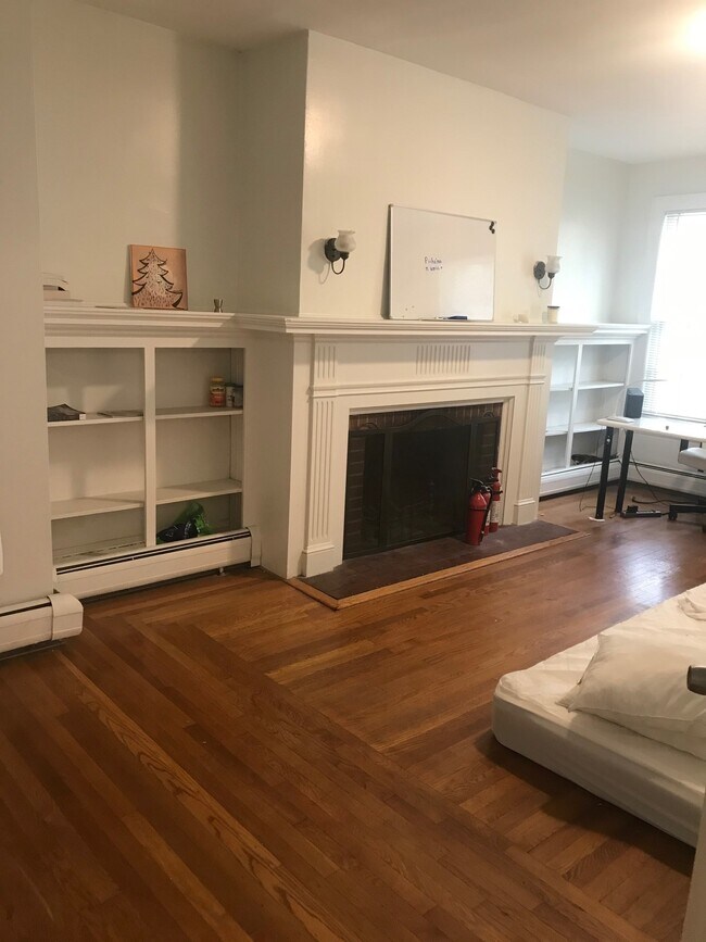 Photo - 256 Bradley St Unit 1