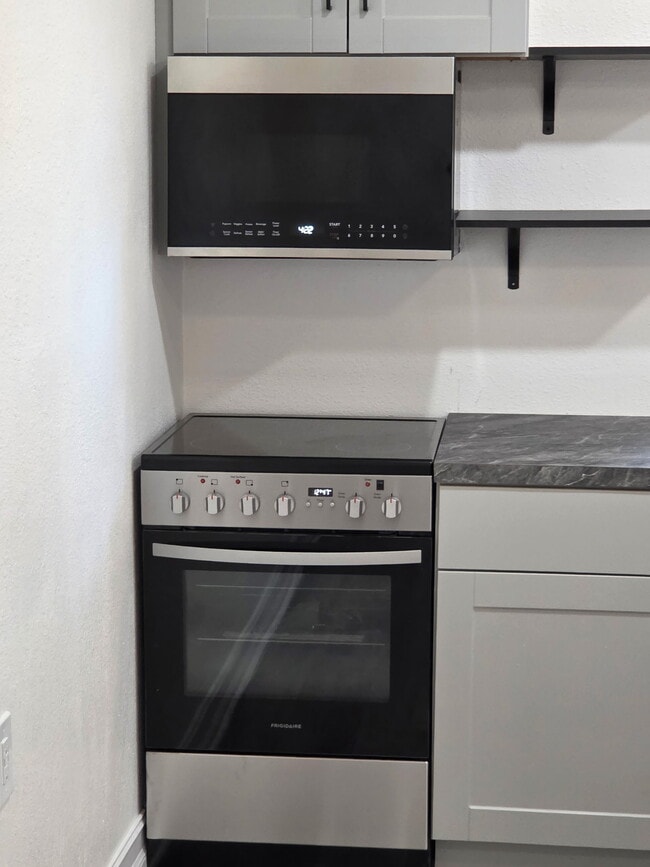 Photo - 5034 2nd Ave S