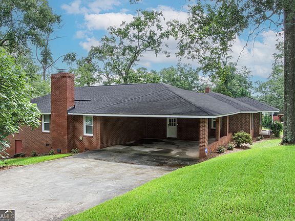 Photo - 2415 Apricot Ln