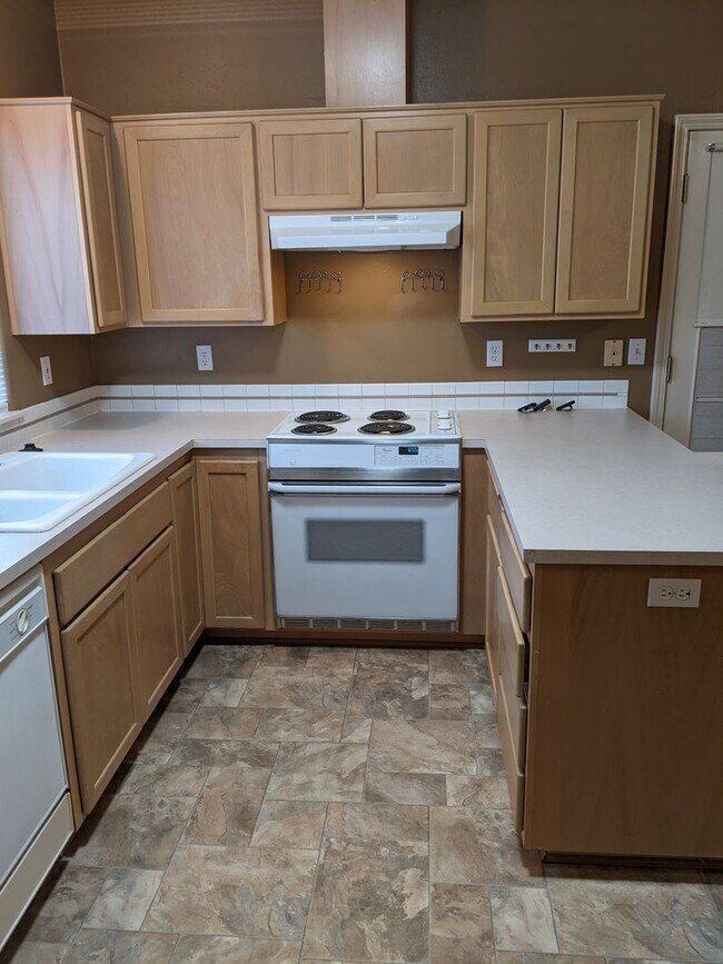 Photo - Great Location! 3-Bedroom, 2-Bath Single Story Home Move In Ready!