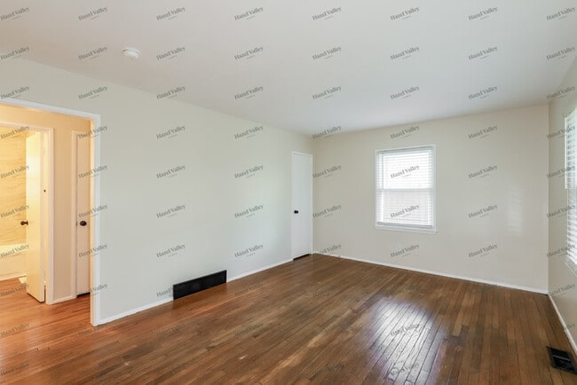 Photo - 4632 E 43 Terrace