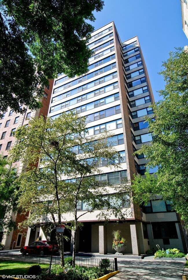 Photo - 1540 N State Pkwy Condo Unit 11C