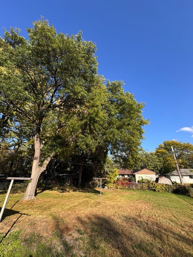 Photo - AVAILABLE NOW! Gorgeous, Newly Renovated 5...