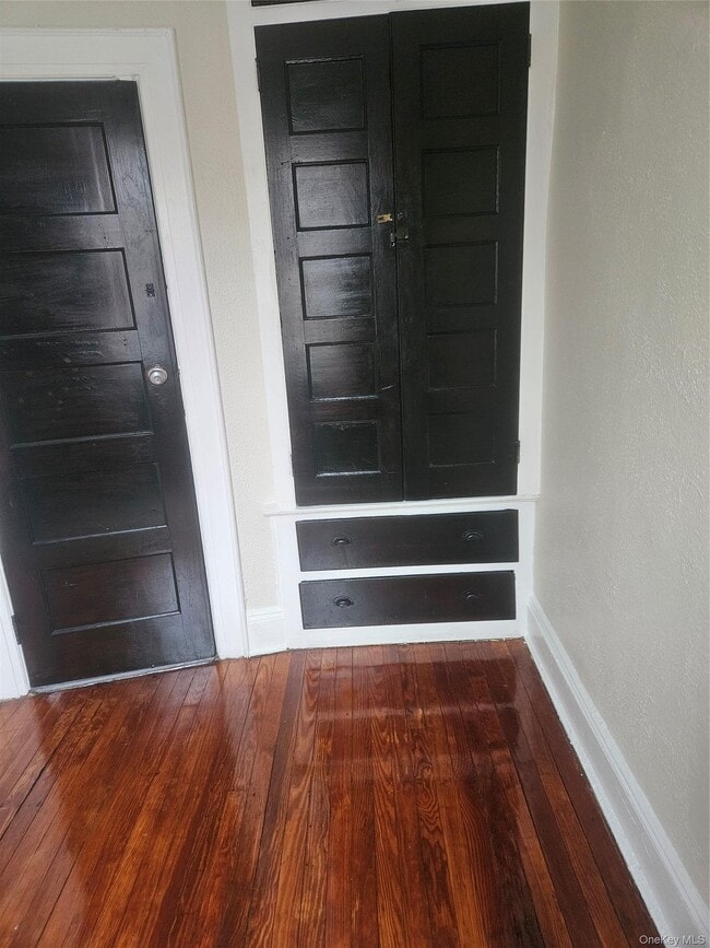 Photo - 399 Irving Ave