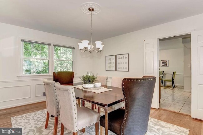 Photo - 1214 Colonial Rd
